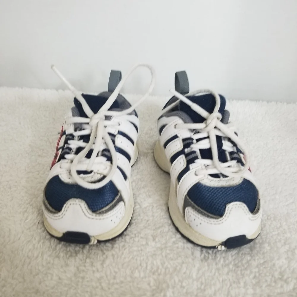 Nike 386607-461 Boys Advantage Runner